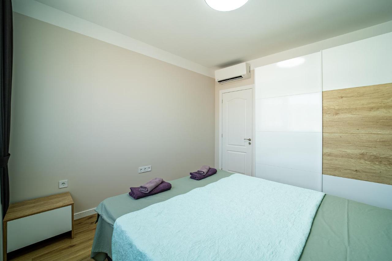 Sky Academic Apartment Varna Ngoại thất bức ảnh