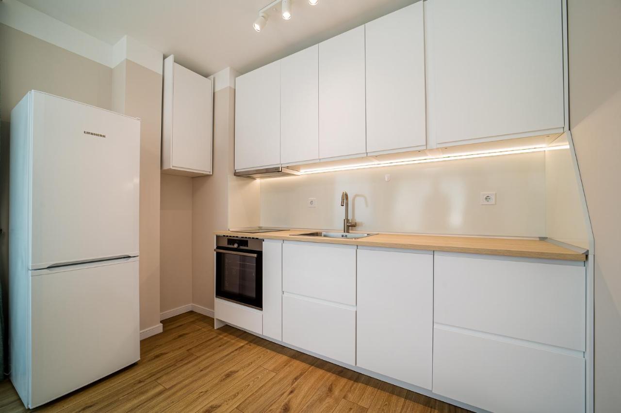 Sky Academic Apartment Varna Ngoại thất bức ảnh